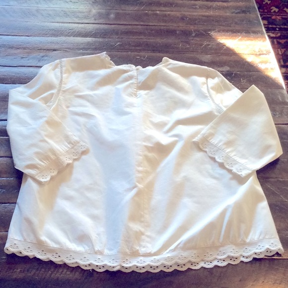 Crisp Embroidered Cutout White Cotton Top, Small, EUC - Picture 3 of 7